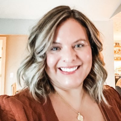 Stoves's profile picture. Employee wellness enthusiast, dedicated to creating a healthier and happier workplace for all. Firm believer in the healing powers of music and dog videos. ✨