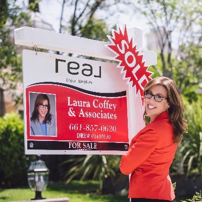 Experienced full time top producing Realtor Consultant working the Los Angeles and Ventura County specializing in Santa Clarita and the surrounding area.