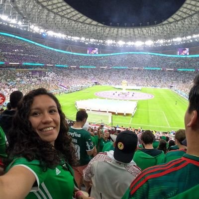 Mexicana 🇲🇽 || ⚽💛
Contando historias con @FanFestPodcast
Que el deporte me lleve donde quiera 🌍