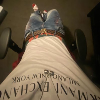 WhyAhzi's profile picture. RWE || Open Commission ||