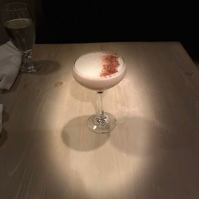 anxietini's profile picture. overwhelemed, always anxious, just trying to better myself one panic attack at a time.