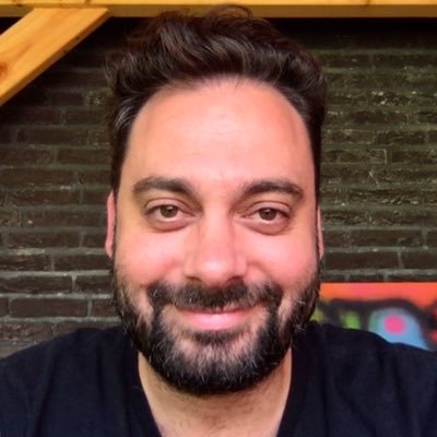 Dutch AI Researcher and Software Engineer. Also tweet about politics when democracy and freedom is on the line.