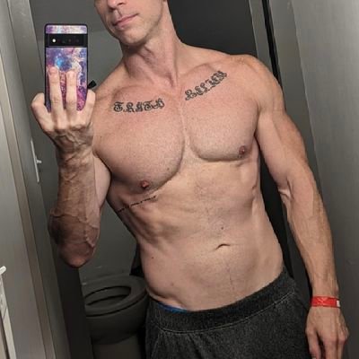 I'm the Daddy your father warned you about 😈
🔞 - get mom and dad's permission before continuing
