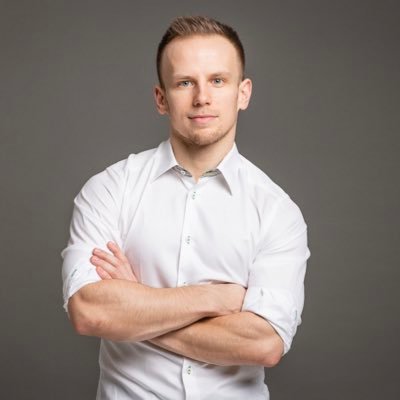 dance_writer's profile picture. 10 years writing about dance.▫️On the road.▫️ Editor-in-chief of Czech Dance News (Taneční aktuality).