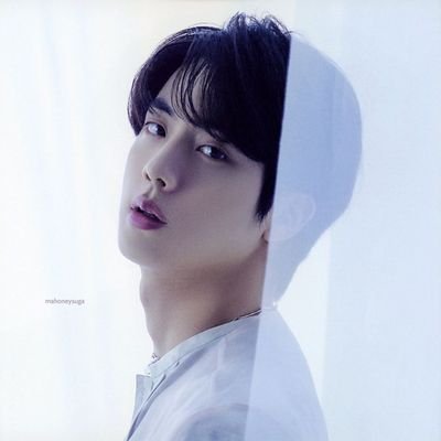 c_robervania's profile picture. •방탄소년단 🖤                                                           •fann acc 🖤