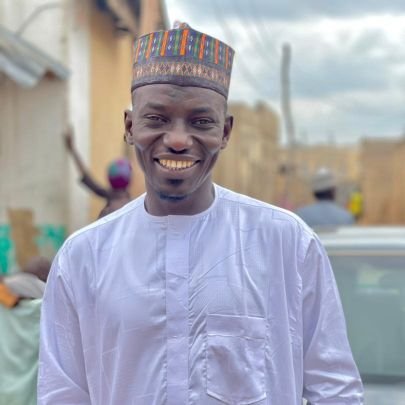 HayatuddeenAuw6's profile picture. SUBHAANALLAHI WA BIHAMDIHI SUBHANALLAHIL AZEEM.