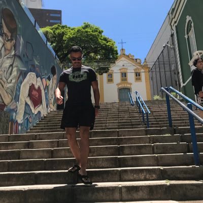 048📍Nem todo gato preto é sinônimo de azar