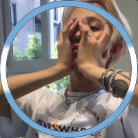 𝐌ø𝐥𝐥𝐲 🇦🇷🇸🇪 (Zenón’s version) (@suhdevilish) 's Twitter Profile