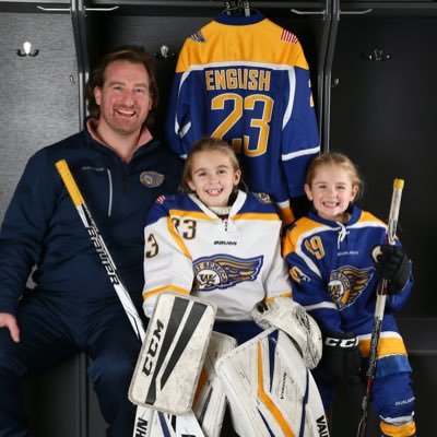 Washed up hockey player. Awesome dad. Beer market owner. World Record holder. Instagram Model. Armed with will and determination... and grace, too!