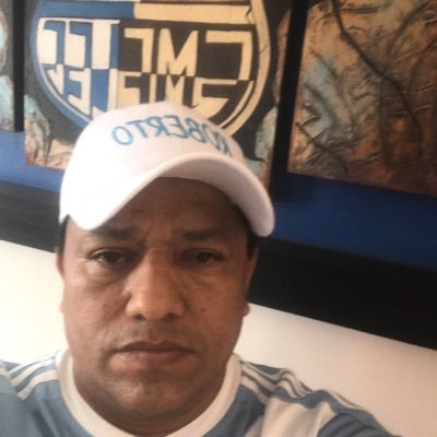 RobertoRodrgue2's profile picture. 