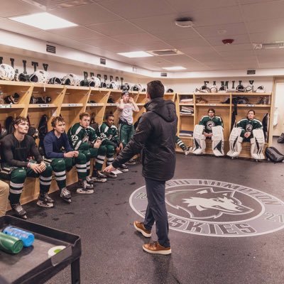 College Counselor at @NHSHuskies. Head Coach of @NHSHuskyHockey. Hard work+Execution=Success. Jump. Jam. Joy. Opinions are my own.