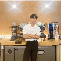 viktor (@viktorultzwoozi) 's Twitter Profile