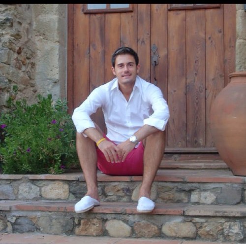 joseplluis4's profile picture. 1984.
Arquitecte tècnic i enginyer d'edificació. Tècnic Nivell 1 en Pàdel. 
Quan t'arrepenteixes d'alguna cosa, fes-ho d'allò q encara no has fet #vivalavida