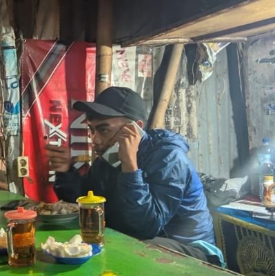 azkia_ezza's profile picture. rasa peurih nu nyieun jalma kuat
pangalaman nu nyieun jalma hebat
cocoba nu nyieun jalma tabah
sedih nu nyieun jalma gagah