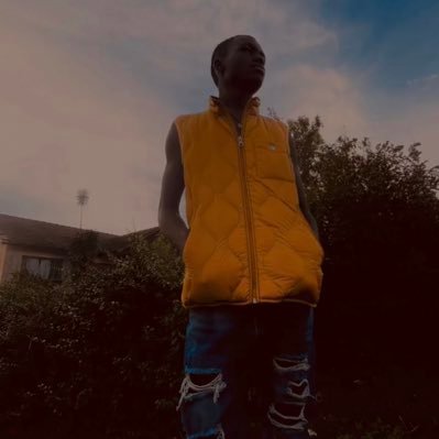 chilo_tech's profile picture. just a young man with plans to retire his single mother ❤️🥹 I will make you proud mama❤️