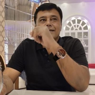 Cricketer | Karachiite |Music | Foodie | Philanthropist|
Analyst at HNowTv | AwazTv
گھر سے مسجد ہے بہت دور چلو یوں کرلیں
کسی روتے ہوئے بچے کو ہنسایا جائے