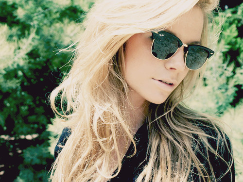 Just a crazy average girl, dating the incredible jake ! 3 xx