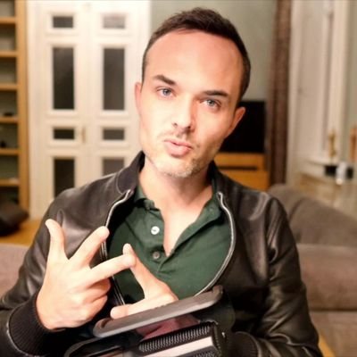 ollierpierre's profile picture. 👇Découvrez 7 HACKS pour débuter dans l'immobilier (en partant de zéro) https://t.co/BNFPlRrary…