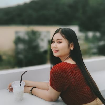 เหรียญมีสองด้านเสมอ นับประสาอะไรกับใจคน 🙂