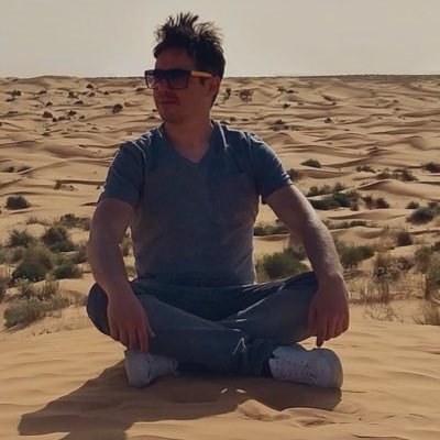 Mael0o_'s profile picture. Front-End Web Developer & Game Designer