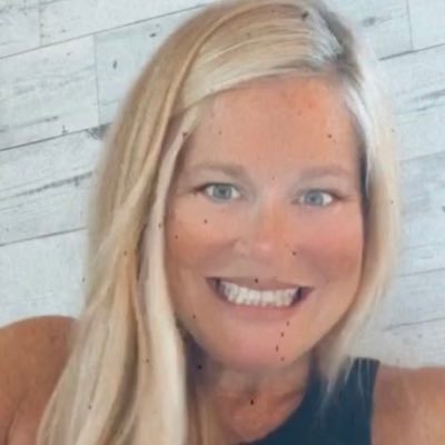 513beachbody's profile picture. Being healthy is hard. Being unhealthy is hard. CHOOSE your hard.