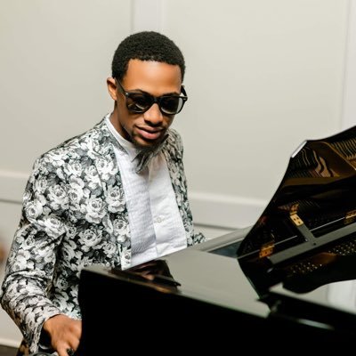 SkipWonder's profile picture. Music Producer.. #FlyEaglesFly Instagram: @skipwonder