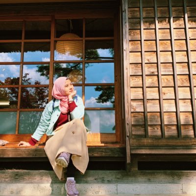 _AziemahAziz's profile picture. 