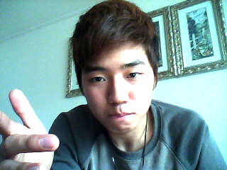 Im hiphop dancer in busan and i really like dance with my team“addict“