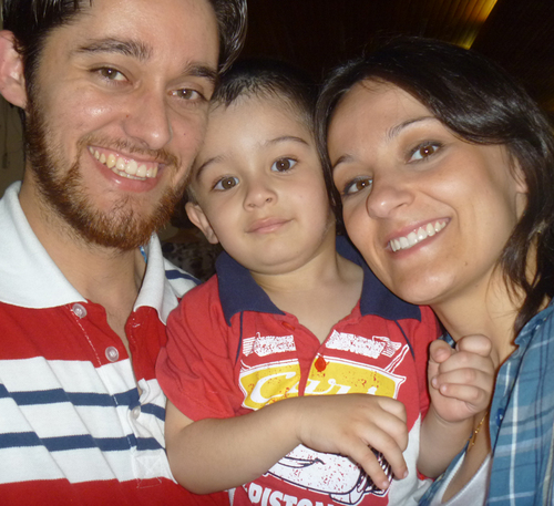 Pastora da Igreja Renascer, esposa do Juninho batera, mãe do Davi batera jr e publicitária!