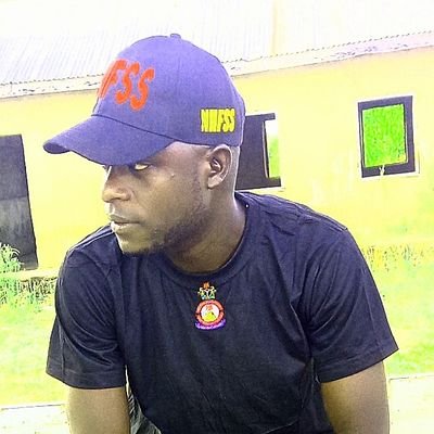 Adamsb2b10's profile picture. 