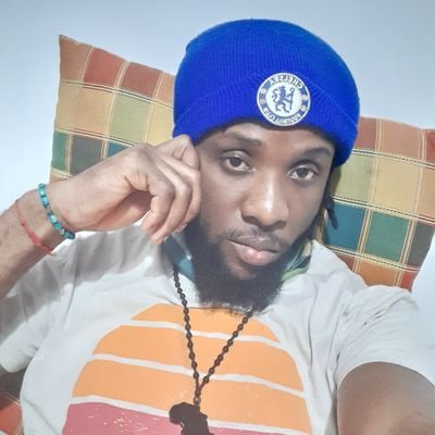 #CHELSEA 💙..Generalist in #Psychology..#OgbaFemi #Exmay..Music lover..Chuis fier de moi..living a life of discomfort to get comfort..may your road be rough!