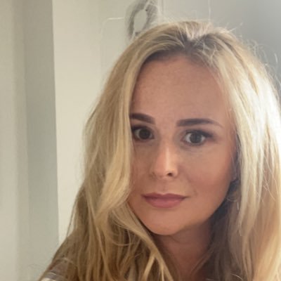 Charlotte_truss's profile picture. 💁🏼‍♀️