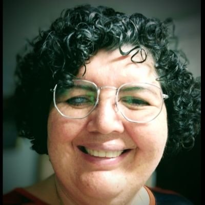 Professora de Língua Portuguesa e Literatura