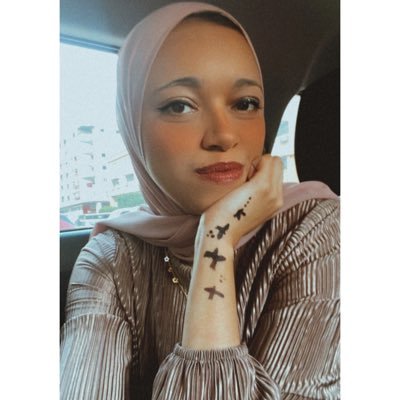 mennaadel508's profile picture. #CommEngineer  هُوَ عَلَيَّ هَيِّنٌ