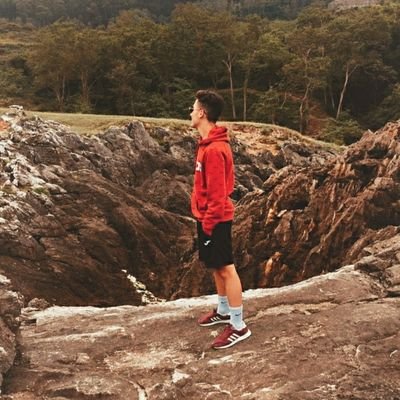 Hectorgarcii_'s profile picture. 