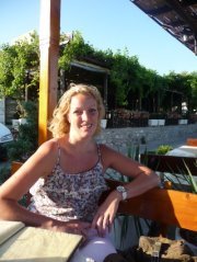 TessavanParidon's profile picture. Werkzaam bij USG Engineering Arnhem als Consultant Bouwkunde en Civiele Techniek. Enthousiast en gedreven. Paardrijden, wijnliefhebber. Moeder van Mirthe.