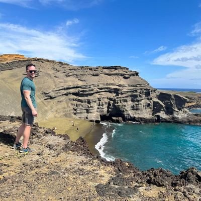 stoicitinerant's profile picture. traveler • writer • IG: @stoicitinerant