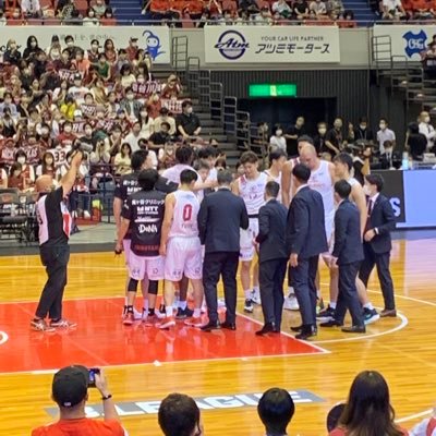 🏀 サンダースファミリー。推しは7、17、25、42。🐤も応援 2、10、24。 ⚽️ 🐿️ 4、6、8、42、50を特に推してますが、基本箱推し。なかなか現地に行けない民