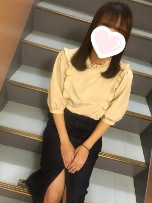 とある #裏垢女子寝バックが好き💛はたち💛