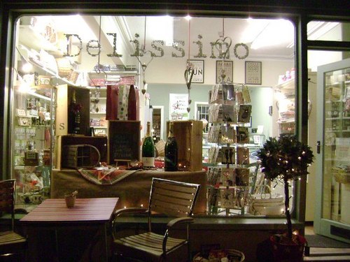 Mark and Jane Holtom are joint owners of Delissimo.  Come to us for local, regional and speciality foods, wine, gifts and homeware.