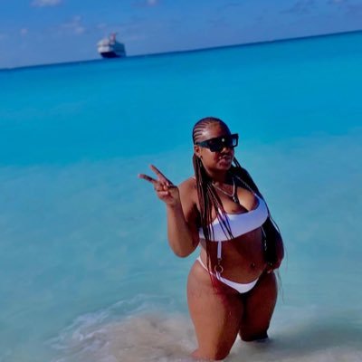 I’m New Here ❤️ . Im 24 🦁 |22.2K On TikTok 🔥. | Click The Link 4 More Of Me 🥳🥳🔥🍾