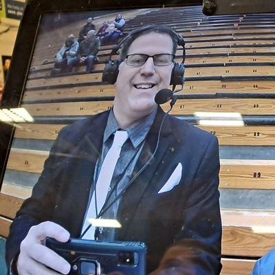 Play by play broadcaster for Vermont men's and women's basketball and hockey on ESPN+. Father. beer enthusiast, and rabid NY Mets and NJ Devils fan