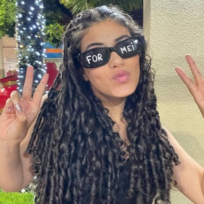 EdinaLuizaGome1's profile picture. 