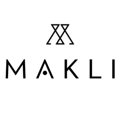 スマホ用のガジェットを販売しているAmazon専門ブランド『MAKLI』(マクリ)です!お買い求めの方は⬇︎のリンクからご覧になれます🍀