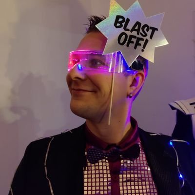 developer && custom-nerd, working on ecommerce stuff more than a decade, led & diy lover, 3D printing fan, community guy. I break stuff at SHOPMACHER