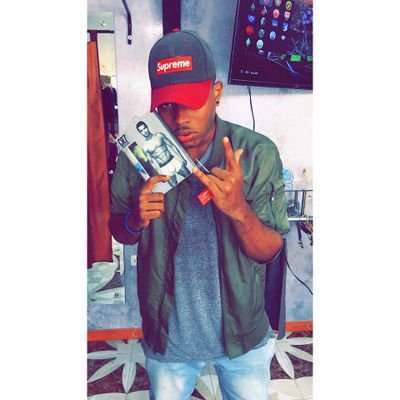 🇨🇴 Si tienes un sueño hazlo realidad no heches todo hacía atrás y sigue adelante. mucha pizza🍕🍕 IG:✖️ @moss_andres | ✖️snapchat: @moss_andres 🔥👅💦