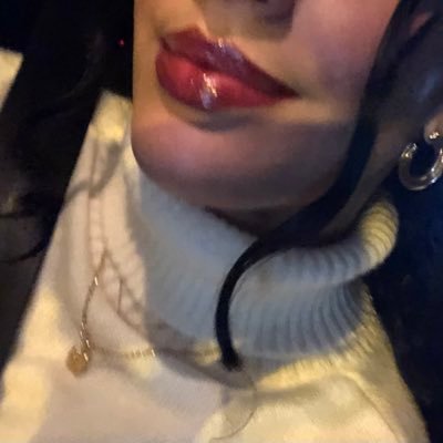 ainav_ornot's profile picture. 