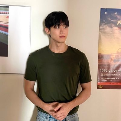 demian_islove_'s profile picture. 