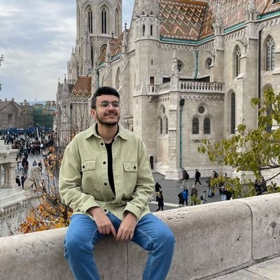 Moe96211's profile picture. PhD candidate at @UniKarlova / member of the great @PlacentaHD /Specializing in Nucleotide Metabolism /alien ambassador 👽