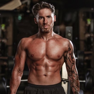 CSCOACHINGUK's profile picture. I get motivated men and women transform into their best shape of their lives!

❌ without unnecessary un-tailored BS!